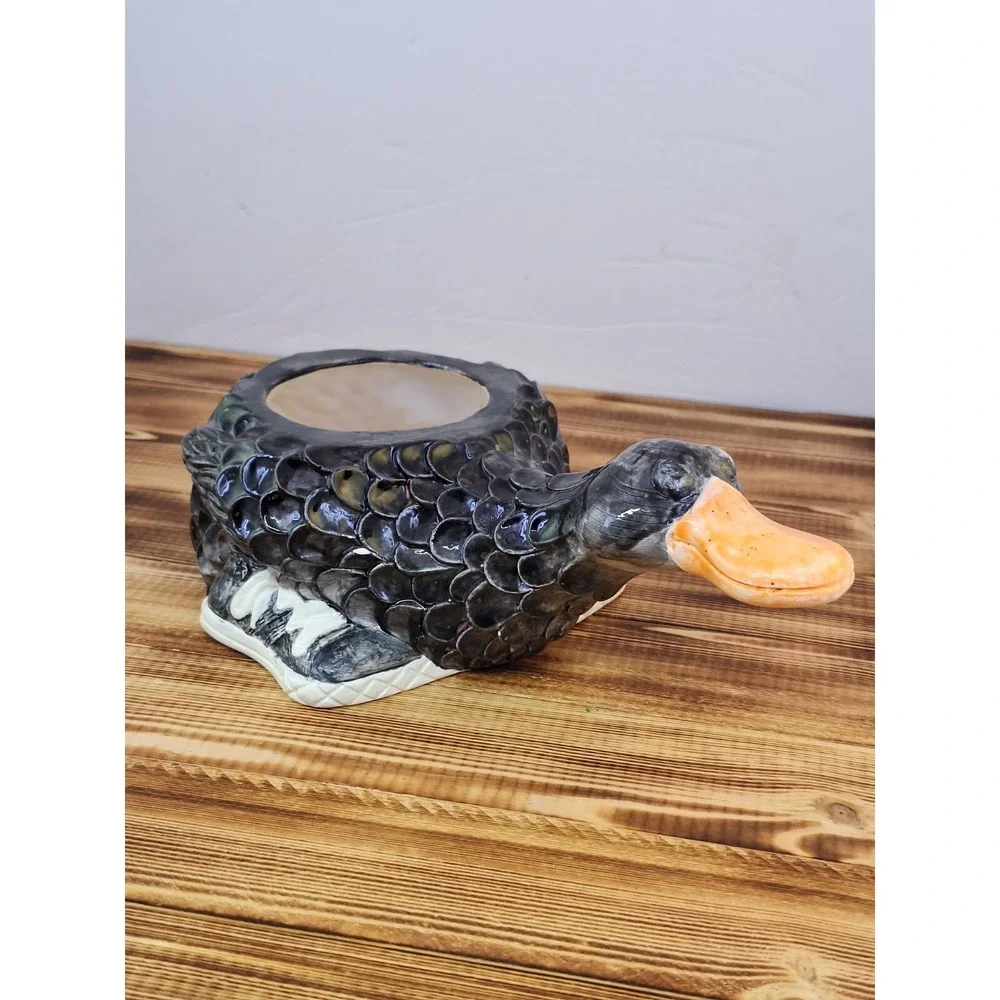 Kewl Kid Ceramic Duck Planter‎ - Black With Sneackers.